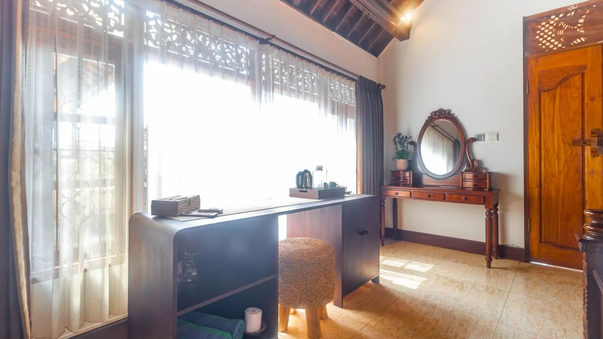 Narasoma Homestay & Retreat ウブド