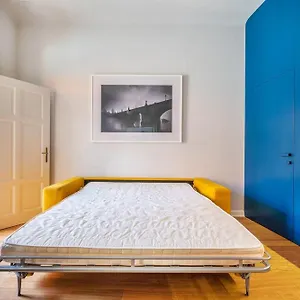 Quiet Center In Hip & Foodie Area Apartment Prag