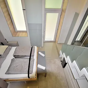 Small Szív 3 , Budapest Magyarország
